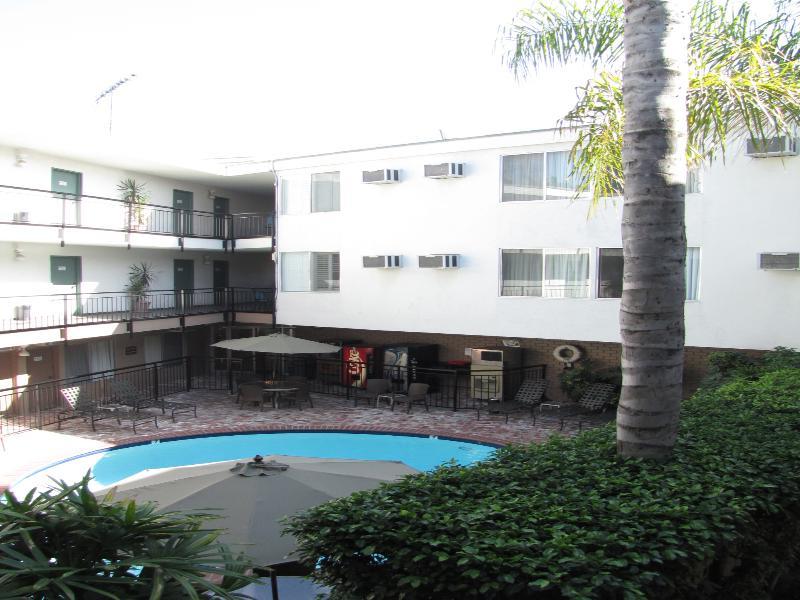 Hotel Dunes - Wilshire