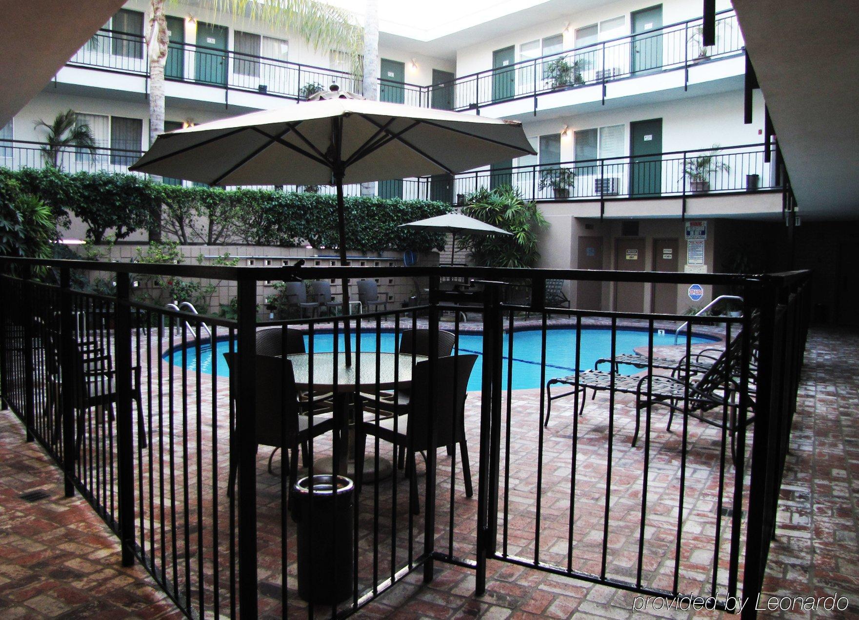 Dunes - Wilshire 2*
