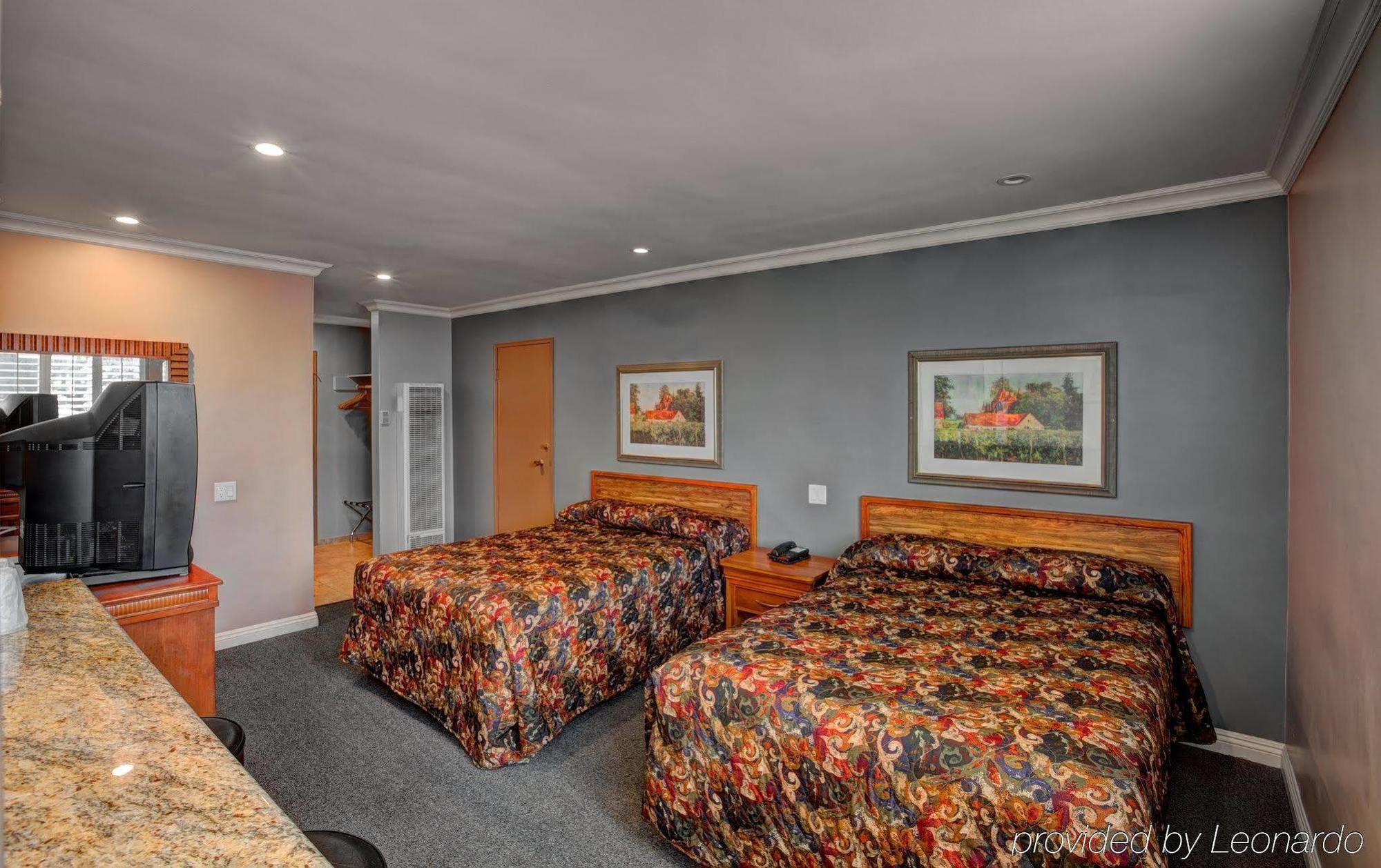 Dunes - Wilshire 2*