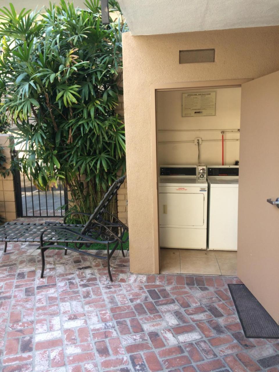 Hotel Dunes - Wilshire 2*