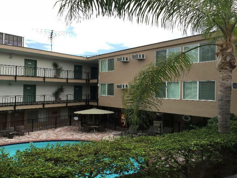 Dunes - Wilshire 2*