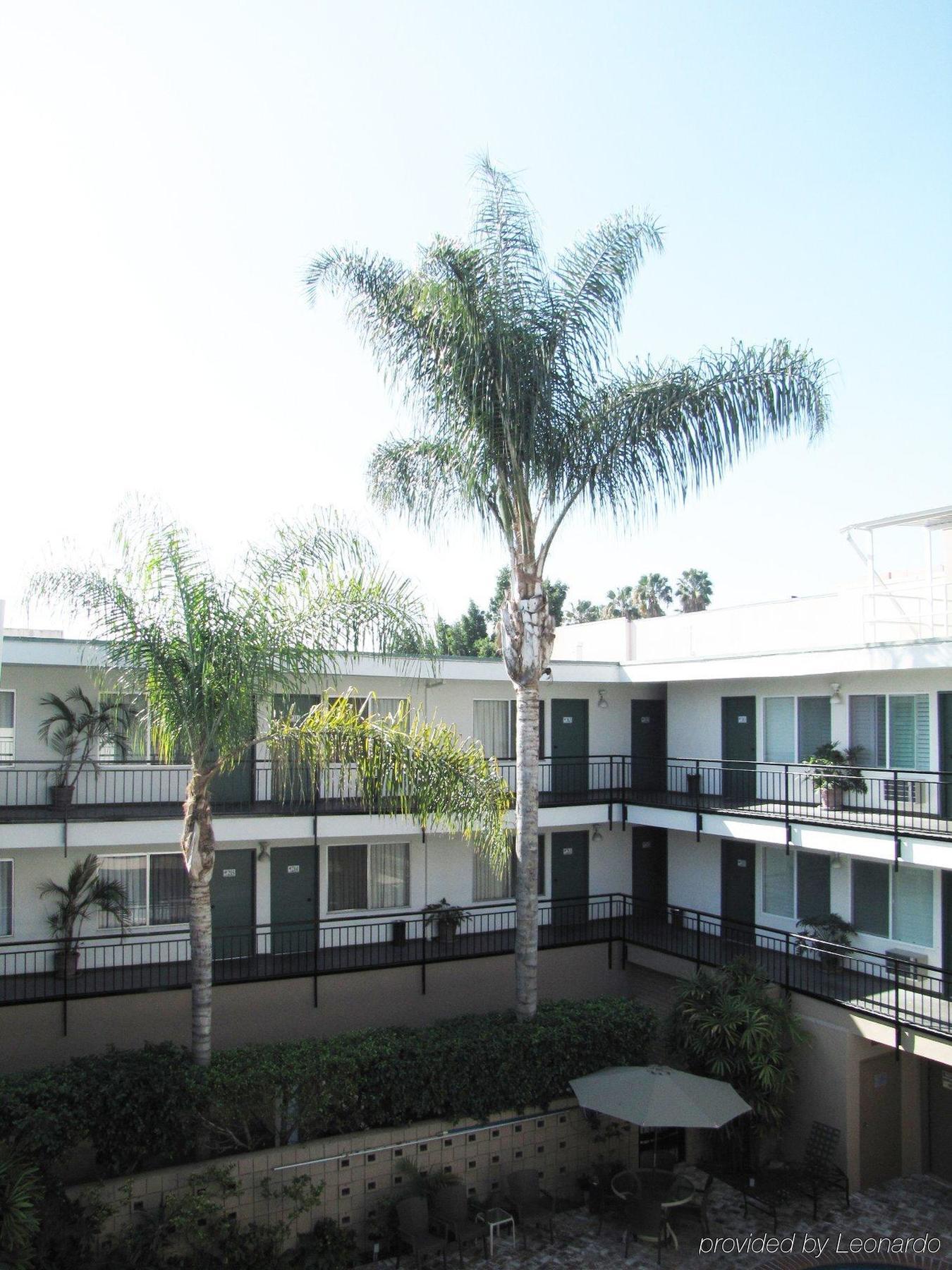Dunes - Wilshire (adults Only) Hotel Los Angeles